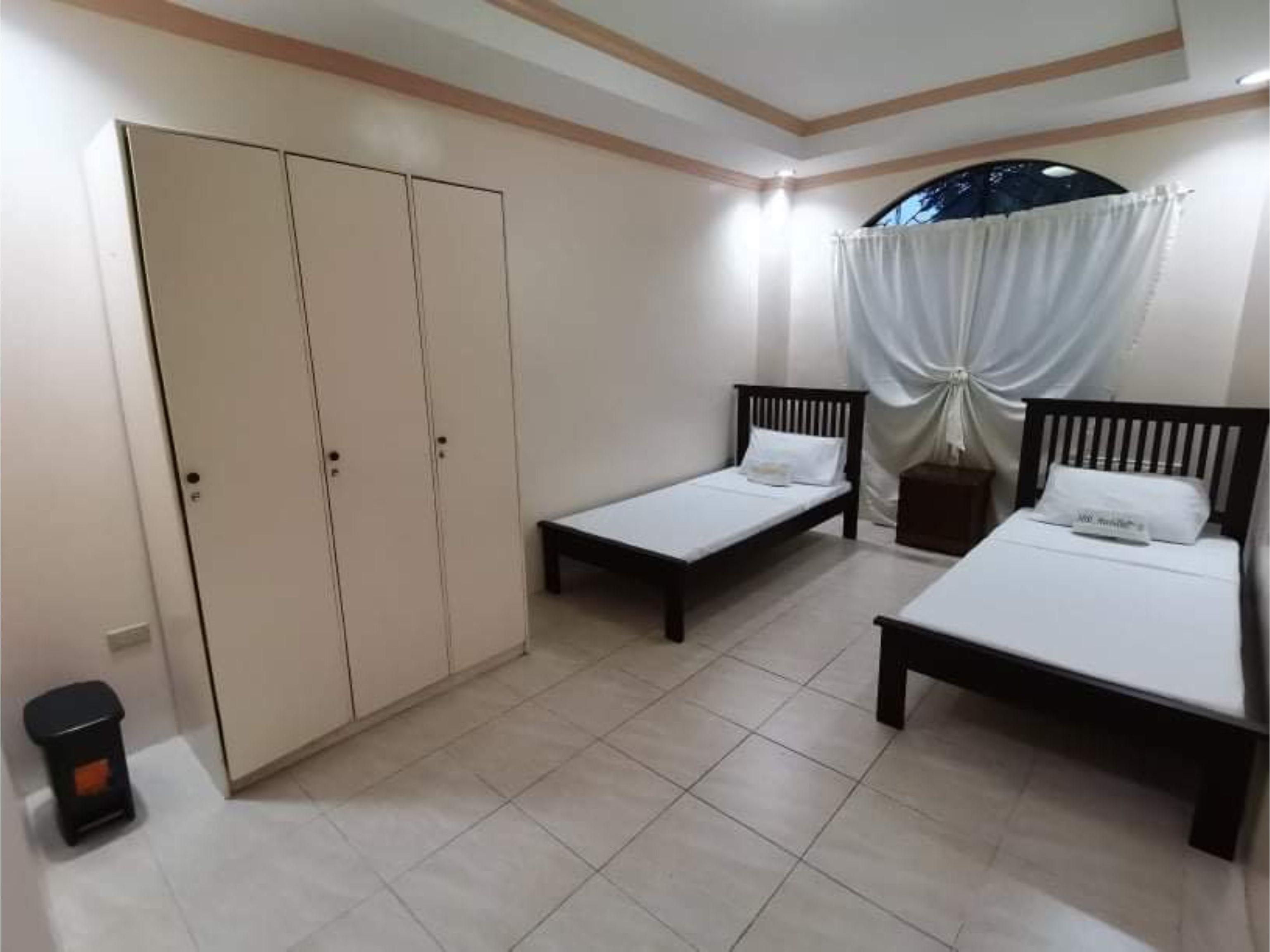 Oyo 799 Ddd Habitat Iloilo Exterior foto