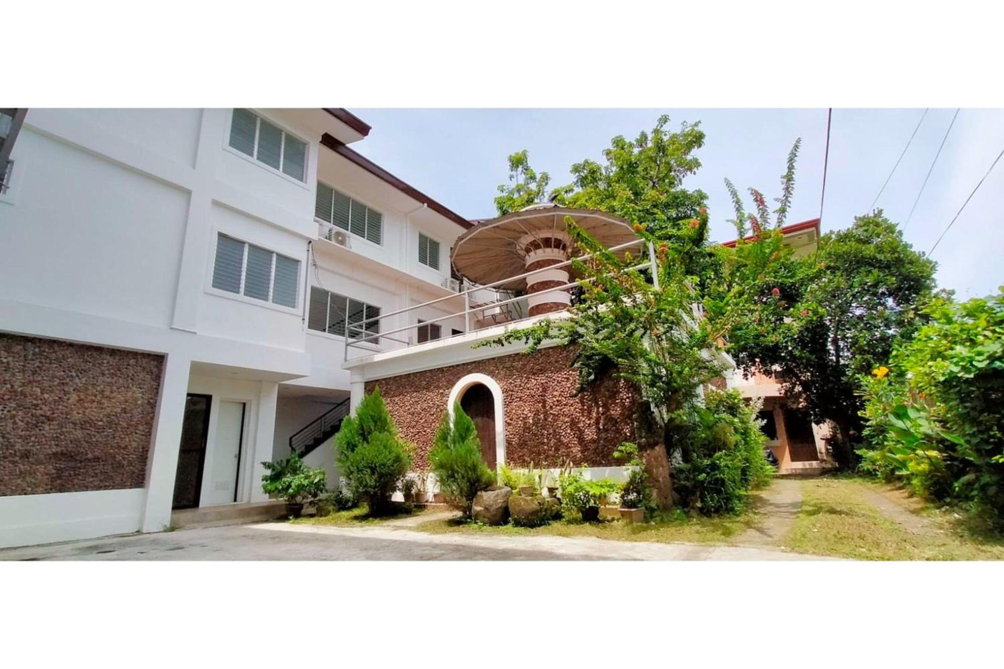 Oyo 799 Ddd Habitat Iloilo Exterior foto